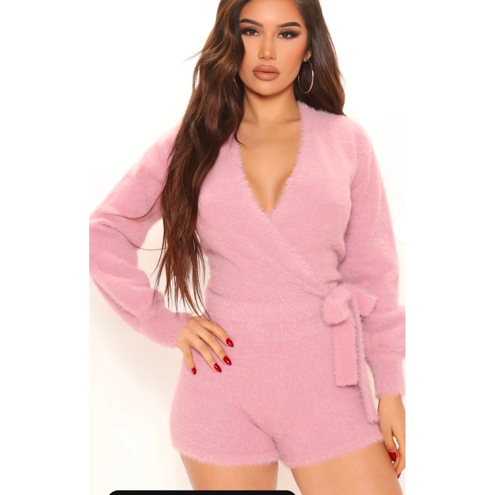 NWT Fashion Nova Warm & Fuzzy Wrap Sweater Top Mauve Size Small Soft Knit